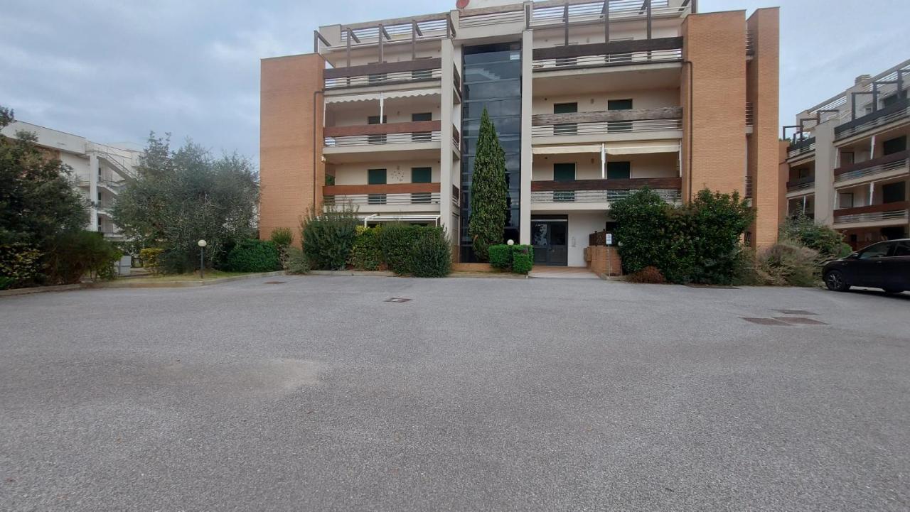 Appartamento Santa Costanza Con Piscina Сан-Винченцо Экстерьер фото